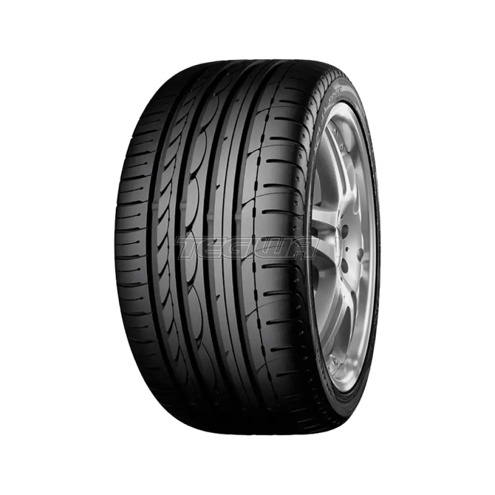 Yokohama Advan Sport V103 Summer Tyre 275/45/19 108Y